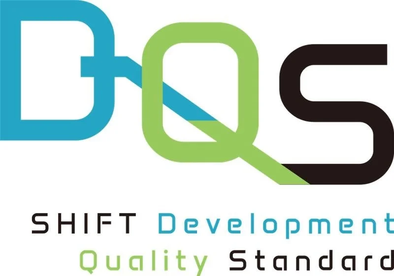 DQS SHIFT Development Quality Standardロゴ