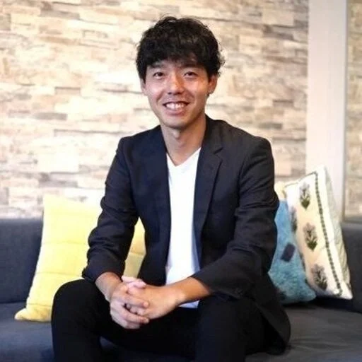 株式会社Saiteki 代表取締役 戸塚直道 氏と株式会社Uravation 代表取締役 佐藤傑